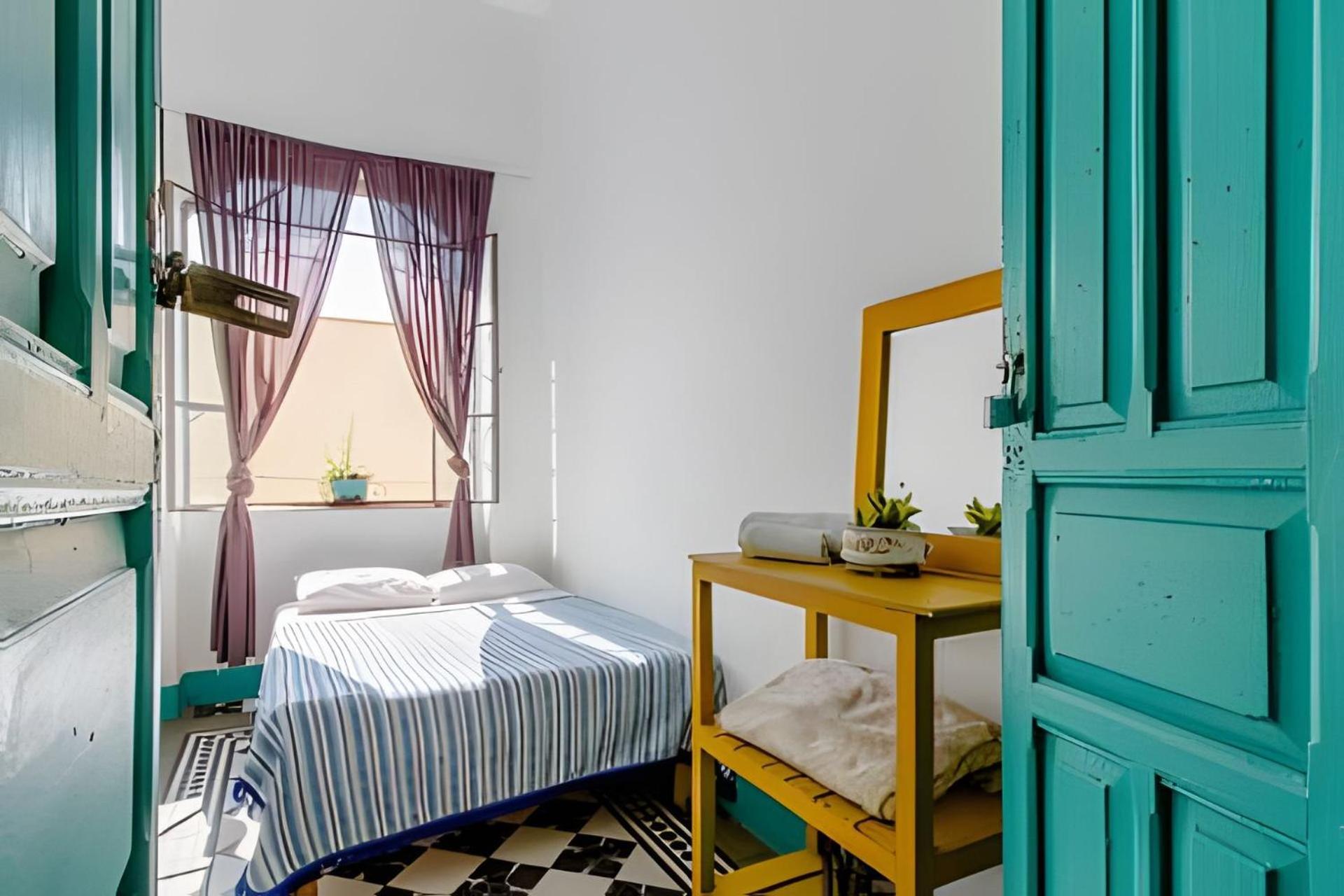 1 Guadalajara Corazon Del Centro Historico Hospedate En Una Casa Antigua En Una Habitacion Sencilla Con Areas Comunes Y Banos Compartidas Exteriör bild